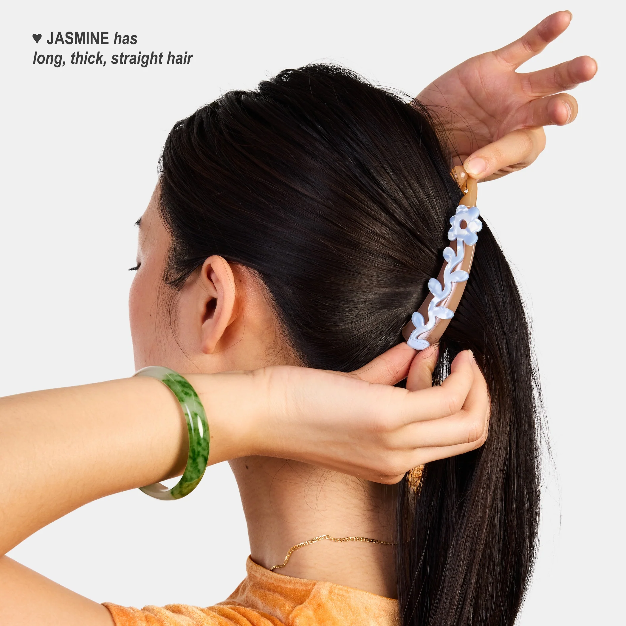 Banana Clip in Blue Crush - Image 2