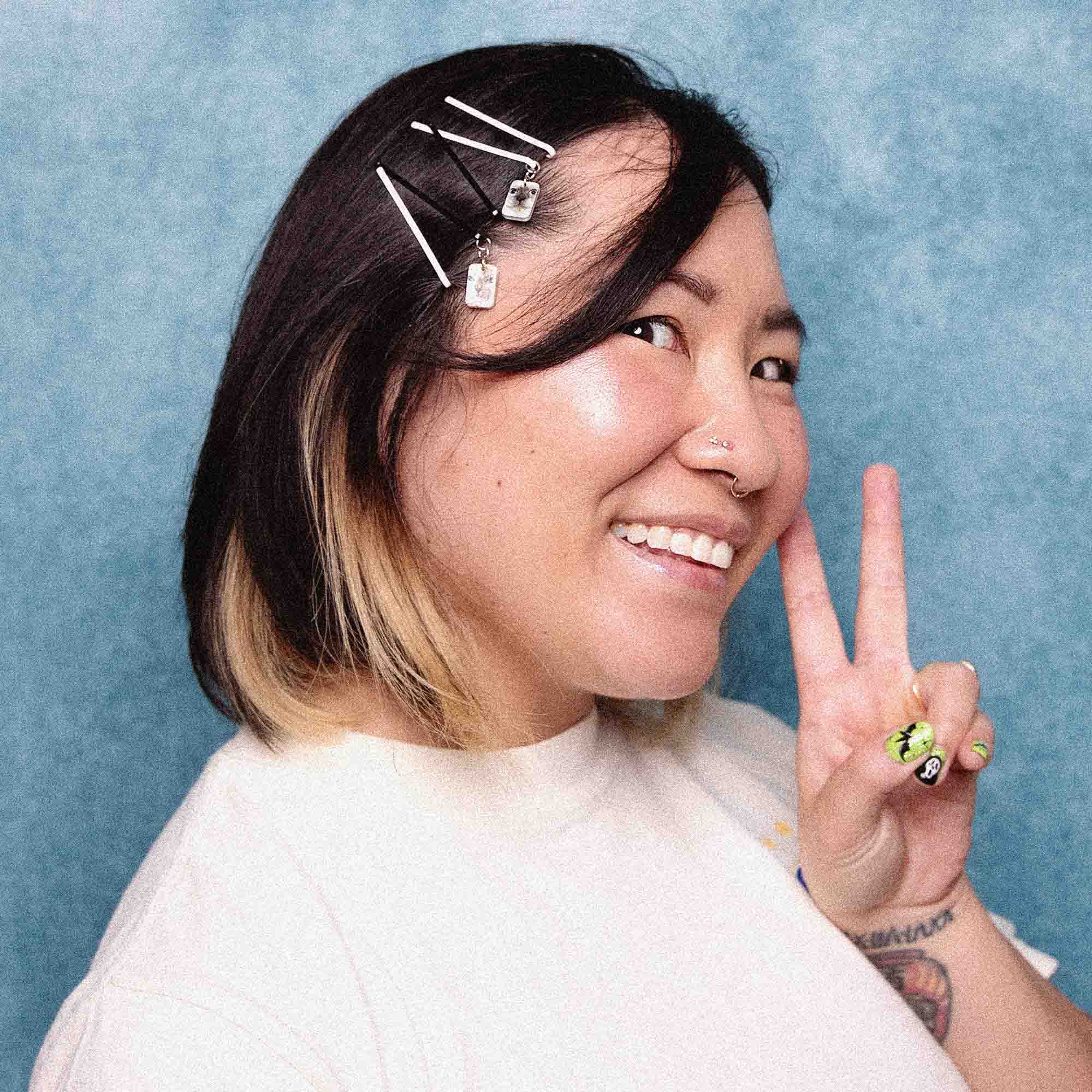 Kitty Bobby Pins - Image 4