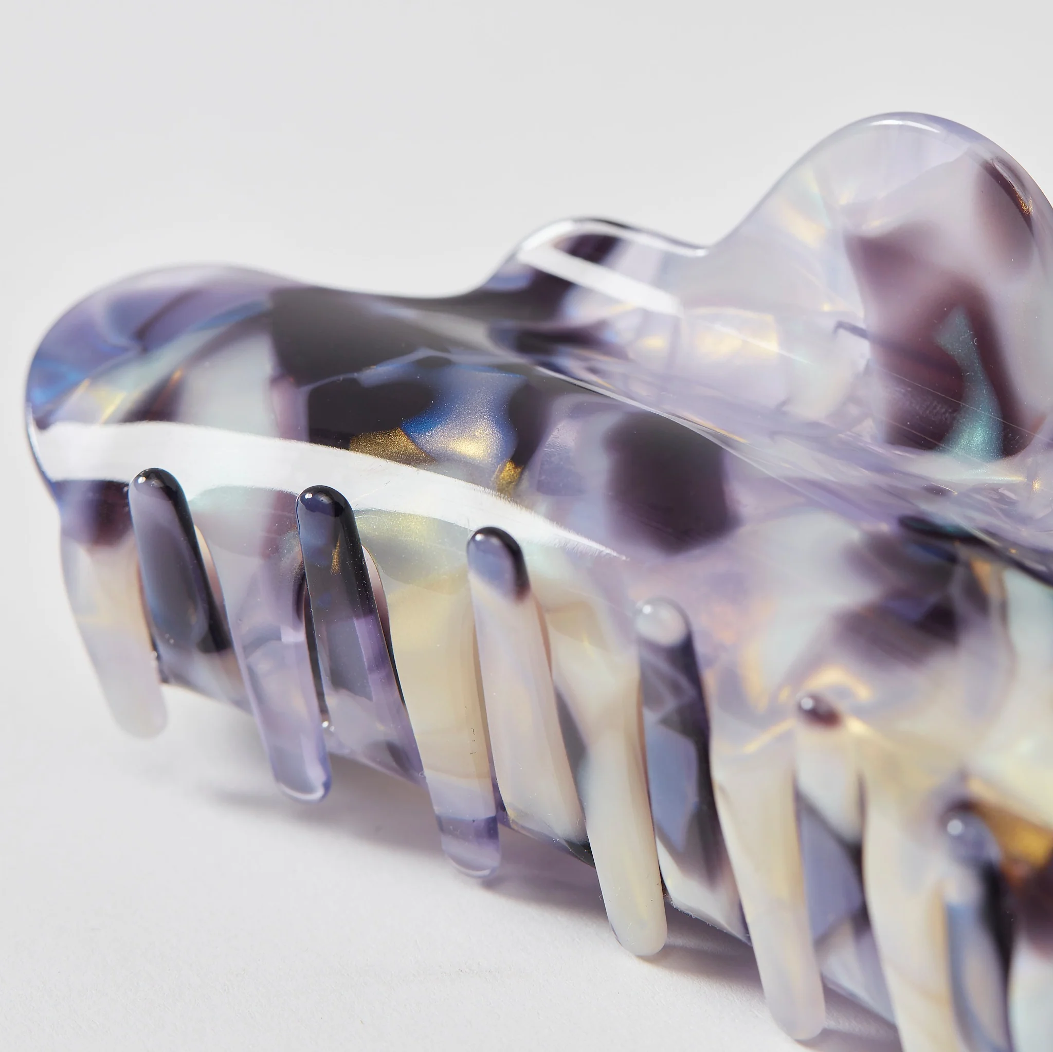 Nimbus Claw in Milk Jelly - Image 4