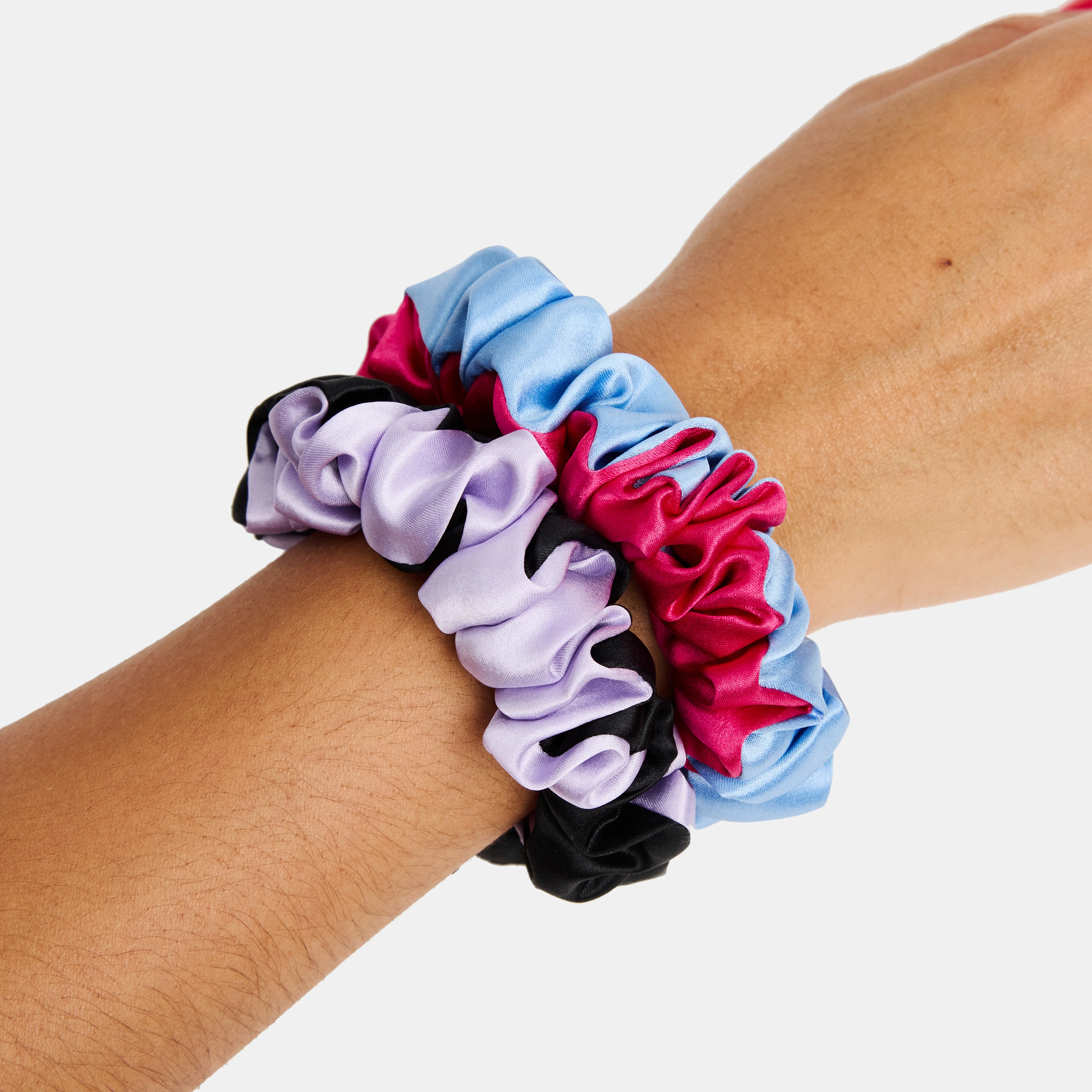 Silk Scrunchies in Medium Jester - Image 5