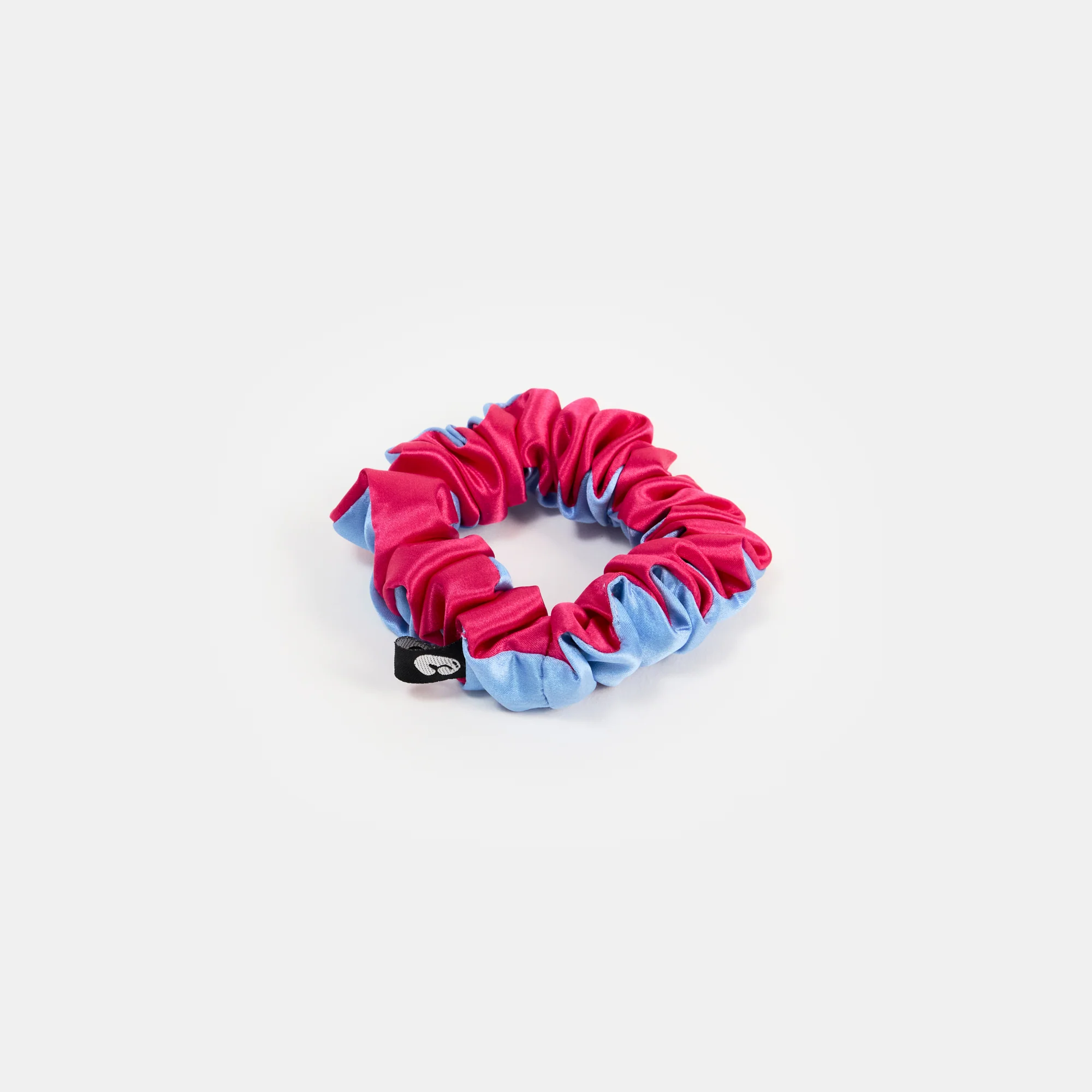 Silk Scrunchies in Medium Jester - Image 8