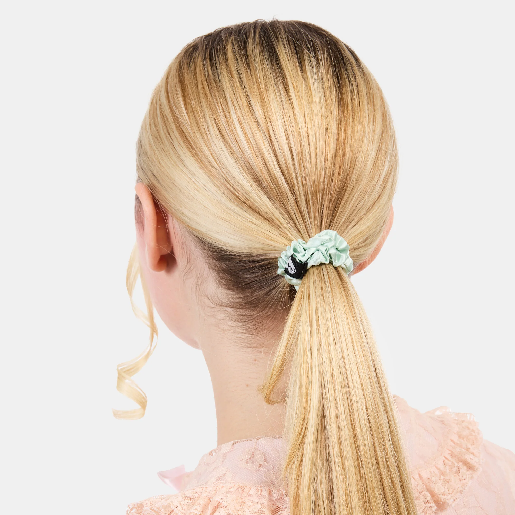 Silk Scrunchies in Skinny Winnie - Image 3